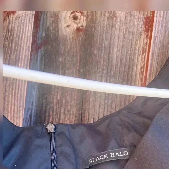 Black Halo Black Riya Off-The-Shoulder Stretch-Scuba Sheath Dress - Picture 5 of 7